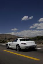 Mercedes-Benz SLS AMG White 2011 года